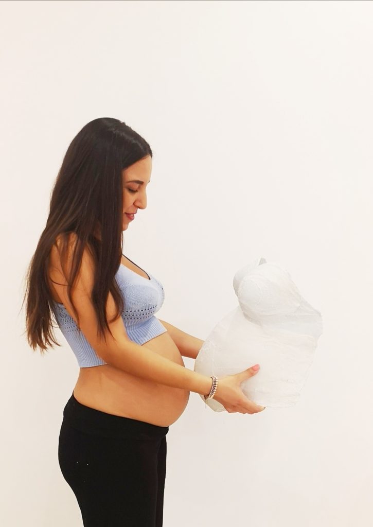 Belly Casting è il calco in gesso del pancione all'ottavo mese di gravidanza